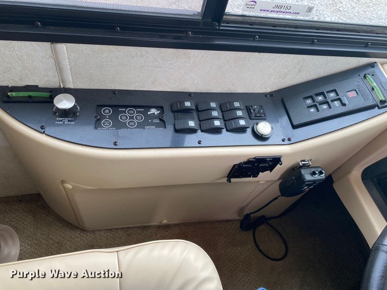 image for item JN9153 2004 Safari Cheetah  RV