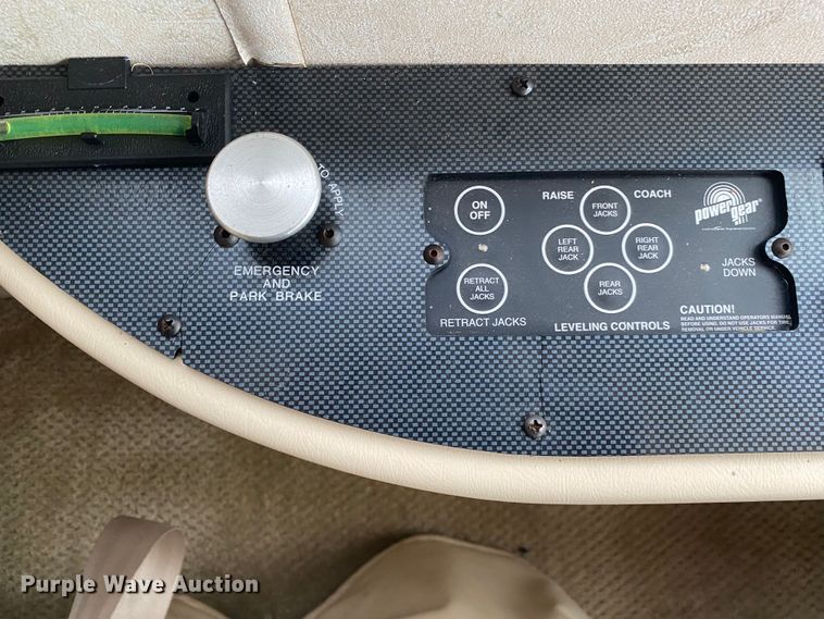 image for item JN9153 2004 Safari Cheetah  RV