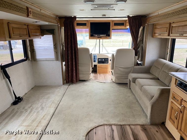 image for item JN9153 2004 Safari Cheetah  RV