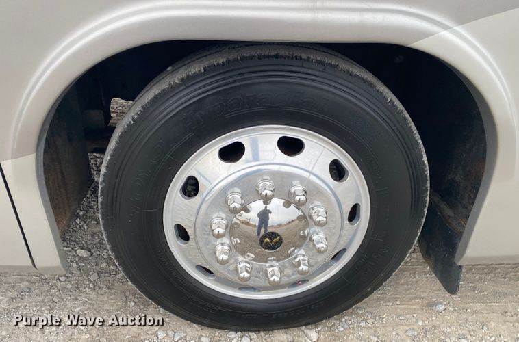 image for item JN9153 2004 Safari Cheetah  RV