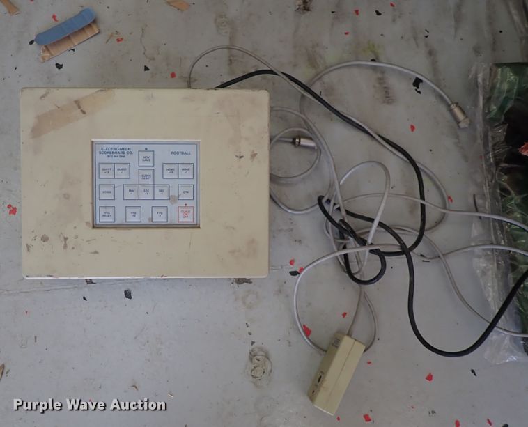 image for item JU9018 Fairtron FB-8120TK  football scoreboard