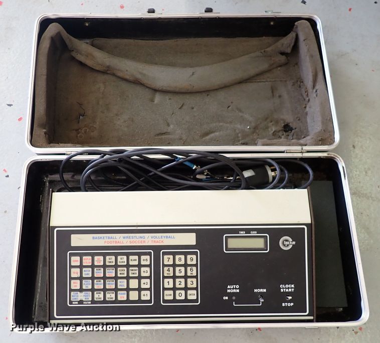 image for item JU9019 (2) Trans Lux baseball scoreboards