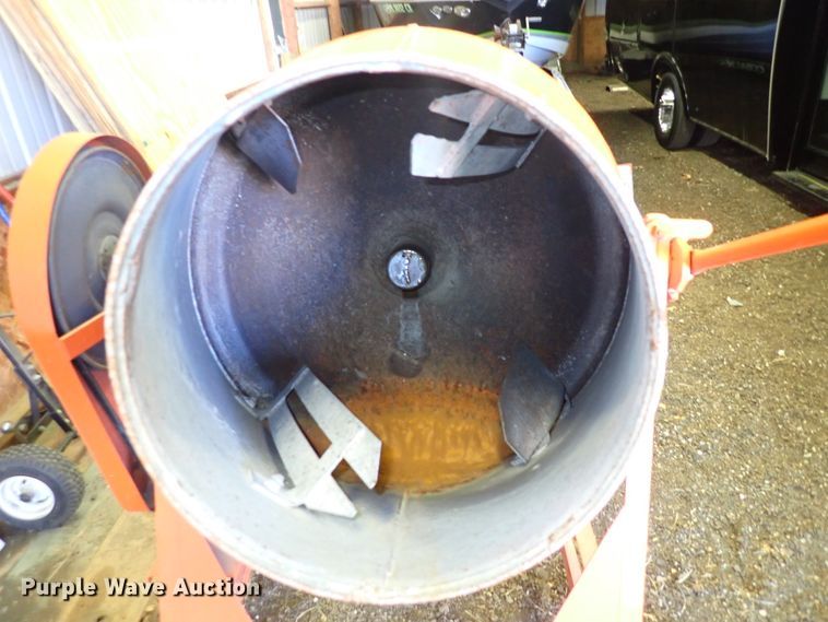 image for item JU9020 Concrete mixer