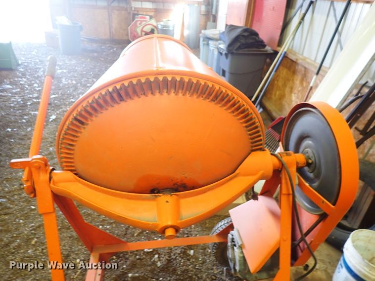 image for item JU9020 Concrete mixer