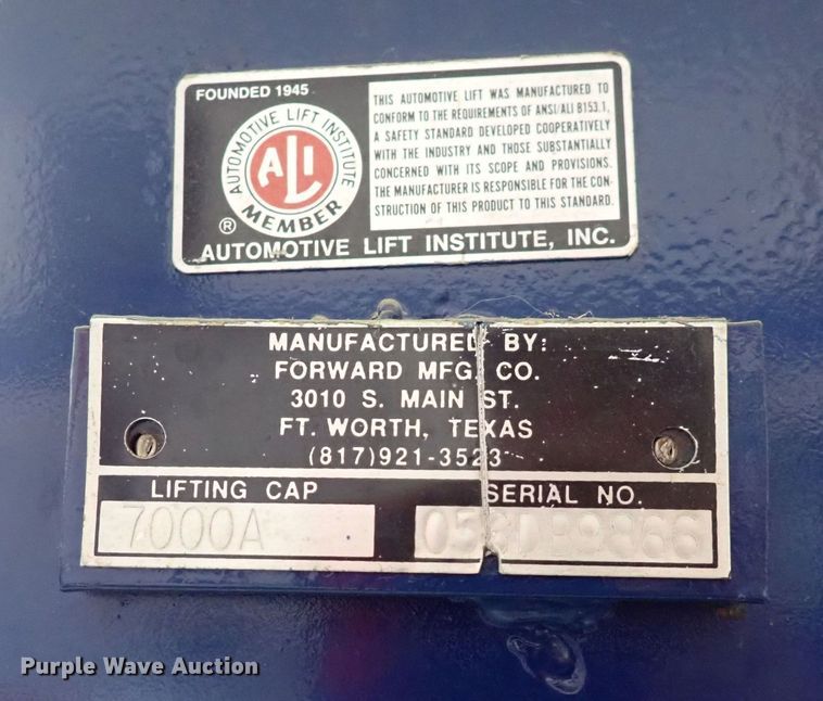 image for item JU9022 Forward  two post automotive lift