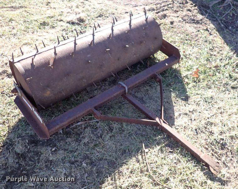 image for item JU9024 Lawn and garden equipment