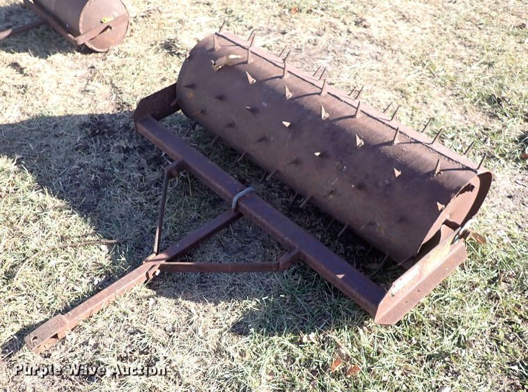 image for item JU9024 Lawn and garden equipment