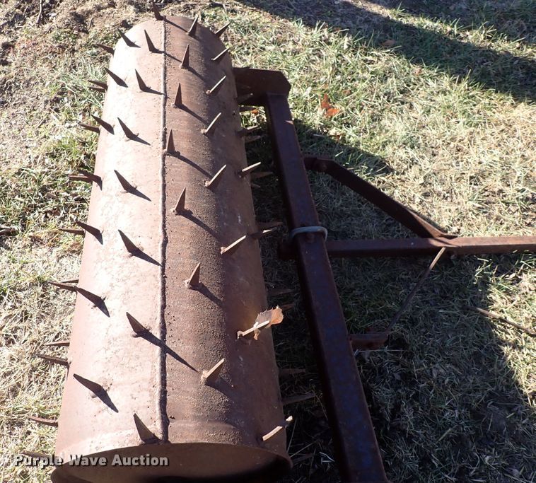 image for item JU9024 Lawn and garden equipment