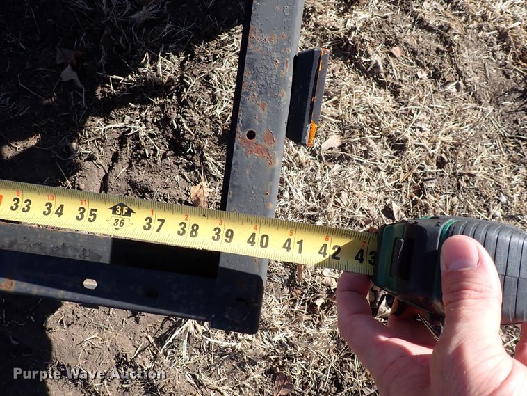 image for item JU9024 Lawn and garden equipment