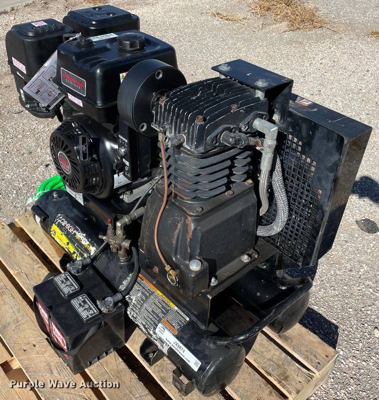 image for item JX9874 John Deere AC2-8GH  air compressor