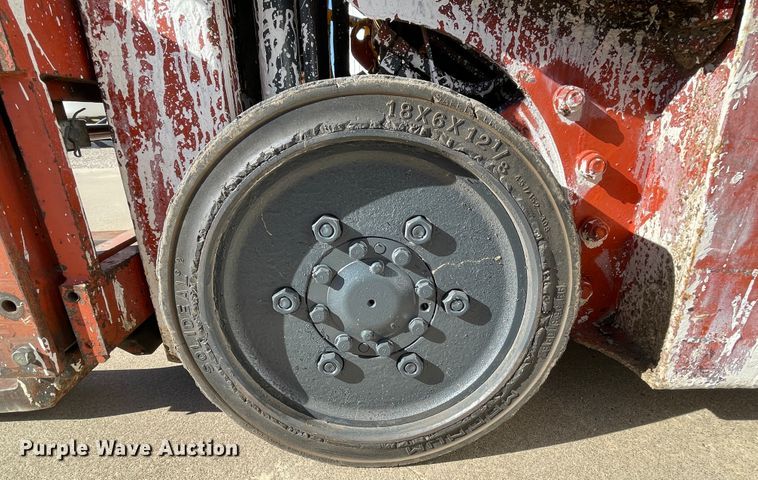 image for item JX9875 Nissan 30  forklift