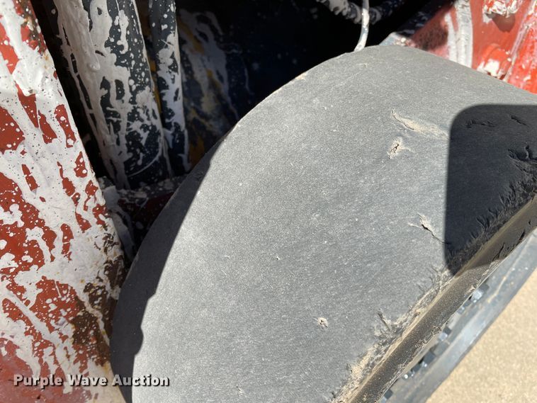 image for item JX9875 Nissan 30  forklift