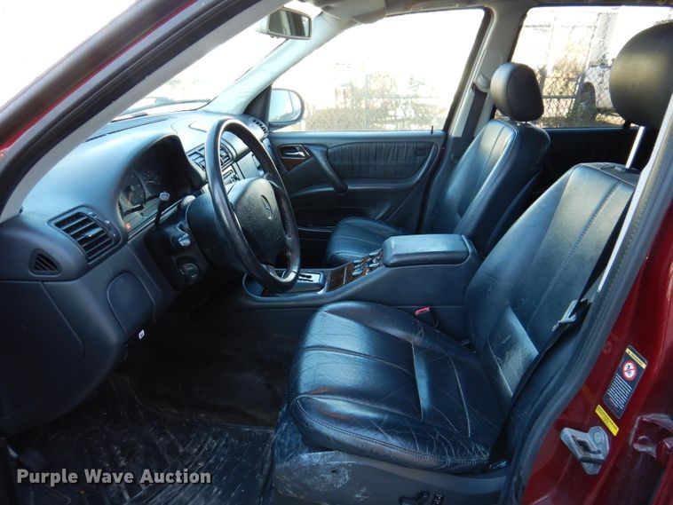 image for item KH9109 2000 Mercedes Benz ML430  SUV