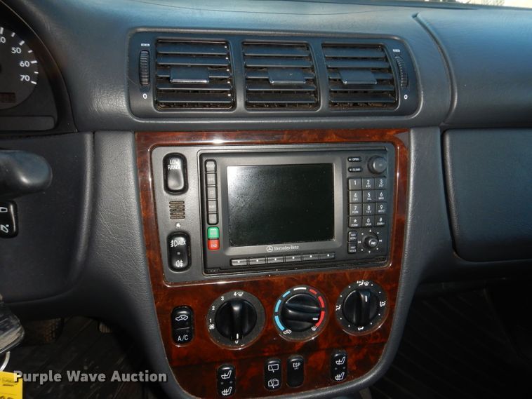 image for item KH9109 2000 Mercedes Benz ML430  SUV