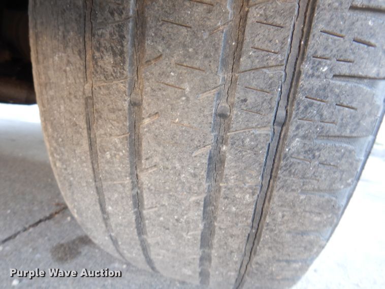 image for item KH9109 2000 Mercedes Benz ML430  SUV