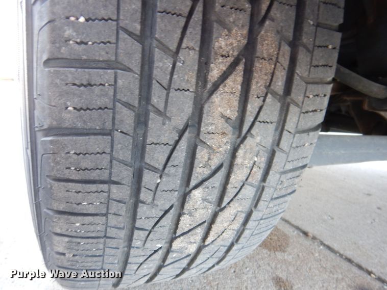 image for item KH9109 2000 Mercedes Benz ML430  SUV