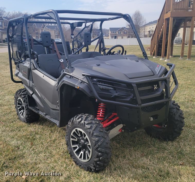 image for item KH9857 2017 Honda Pioneer 1000 Limited  utility vehicle