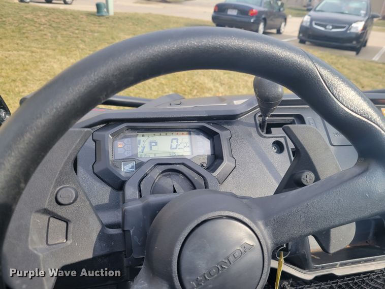 image for item KH9857 2017 Honda Pioneer 1000 Limited  utility vehicle