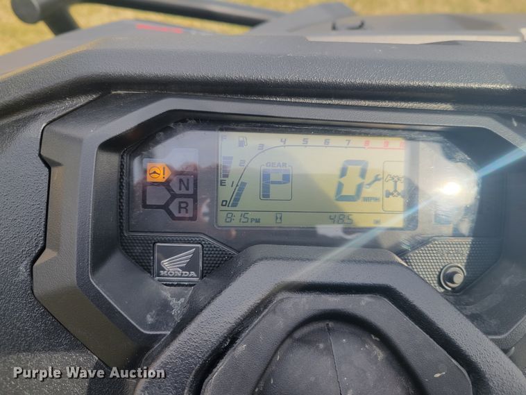 image for item KH9857 2017 Honda Pioneer 1000 Limited  utility vehicle