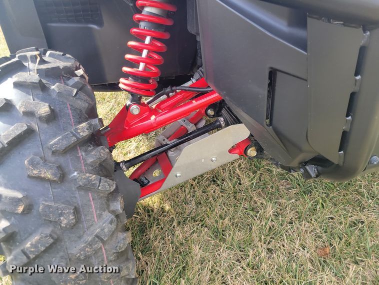 image for item KH9857 2017 Honda Pioneer 1000 Limited  utility vehicle