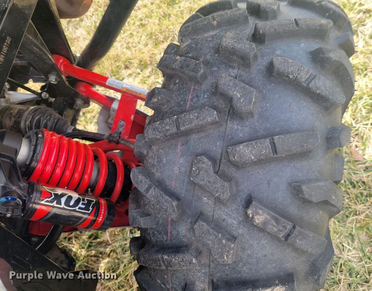 image for item KH9857 2017 Honda Pioneer 1000 Limited  utility vehicle