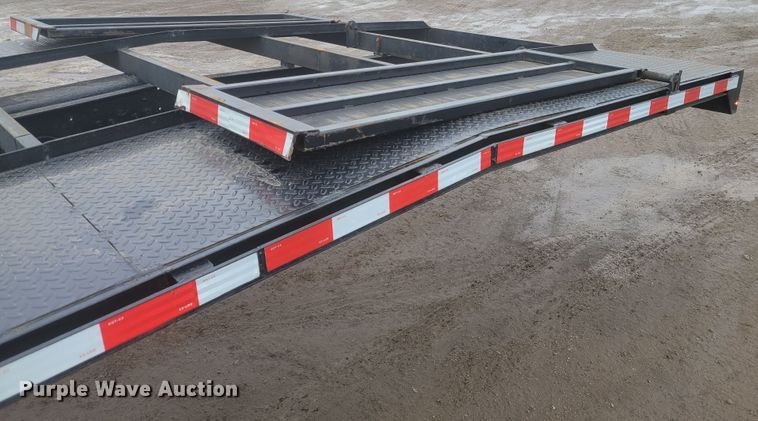 image for item KH9864 2005 GMC C5500  tow truck