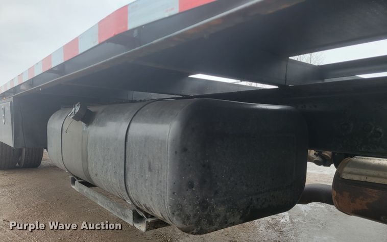 image for item KH9864 2005 GMC C5500  tow truck