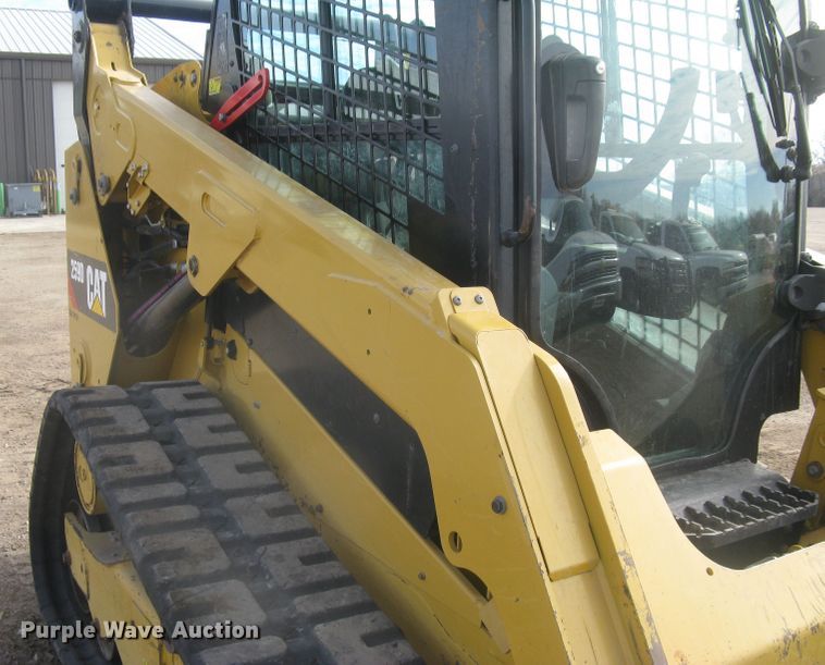 image for item DG5326 2018 Caterpillar 259D  tracked skid steer loader