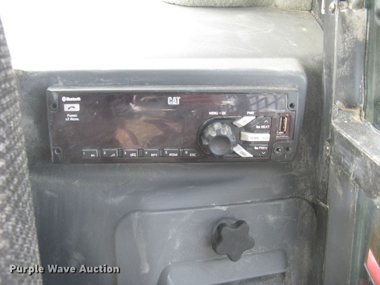 image for item DG5326 2018 Caterpillar 259D  tracked skid steer loader