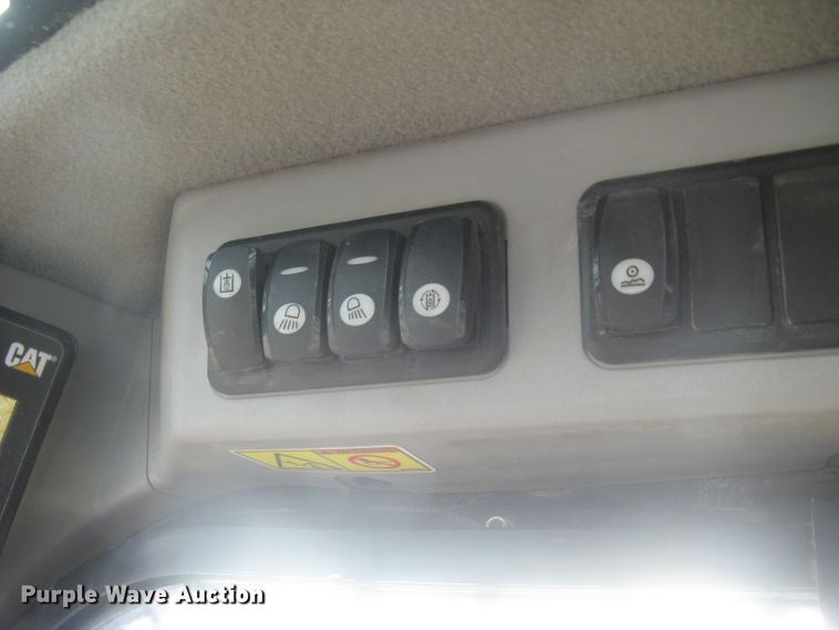 image for item DG5326 2018 Caterpillar 259D  tracked skid steer loader