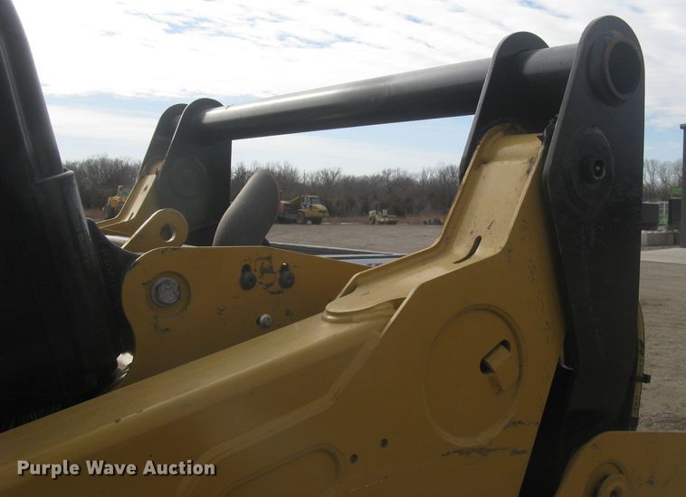 image for item DG5326 2018 Caterpillar 259D  tracked skid steer loader