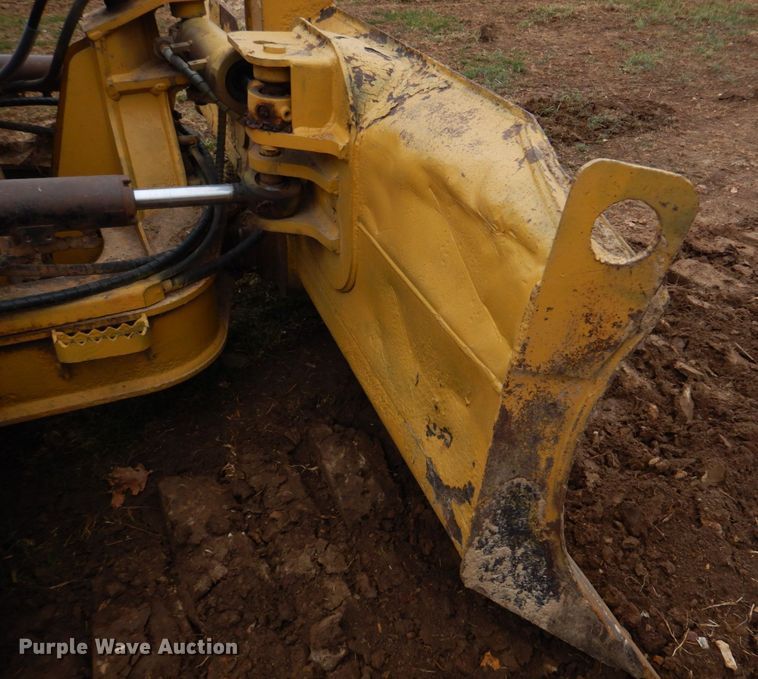 image for item DH8158 2012 Caterpillar D4K2XL  dozer
