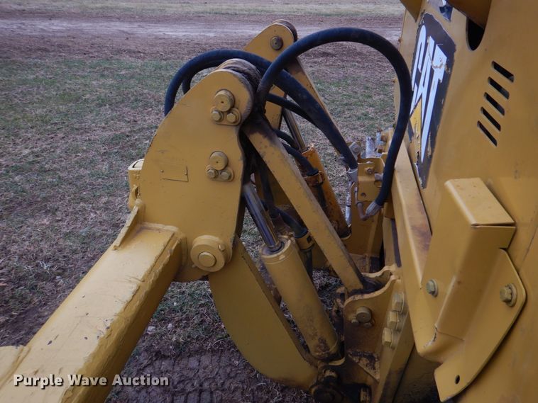 image for item DH8158 2012 Caterpillar D4K2XL  dozer