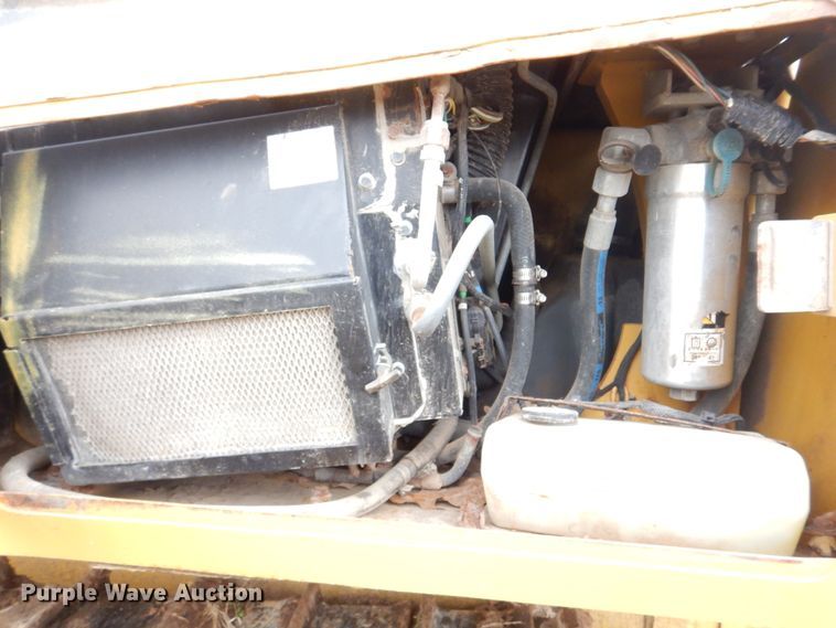 image for item DH8158 2012 Caterpillar D4K2XL  dozer