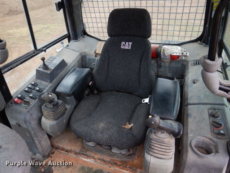 image for item DH8158 2012 Caterpillar D4K2XL  dozer