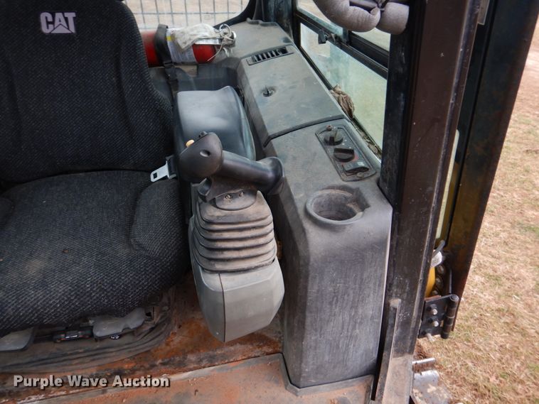 image for item DH8158 2012 Caterpillar D4K2XL  dozer