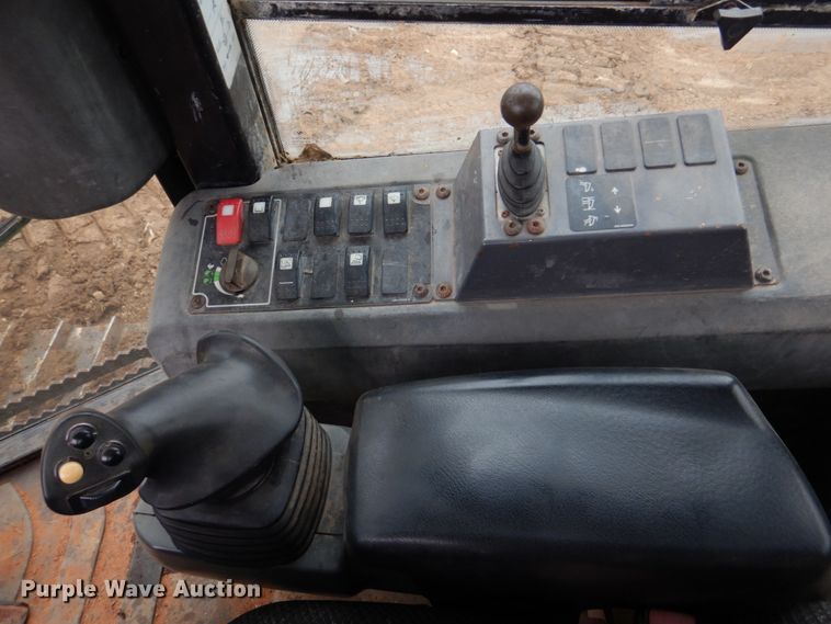 image for item DH8158 2012 Caterpillar D4K2XL  dozer