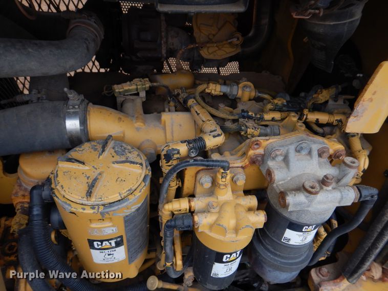 image for item DH8158 2012 Caterpillar D4K2XL  dozer