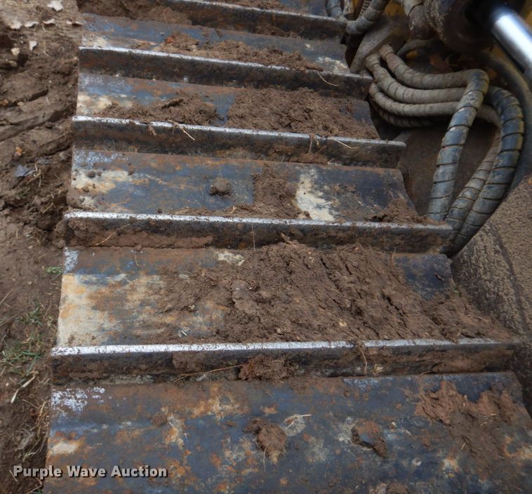 image for item DH8158 2012 Caterpillar D4K2XL  dozer