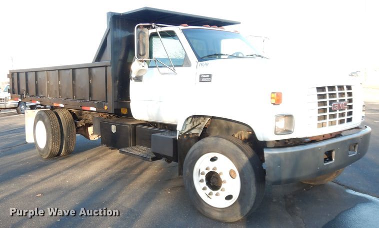 image for item DH8814 2002 GMC C6500  dump truck