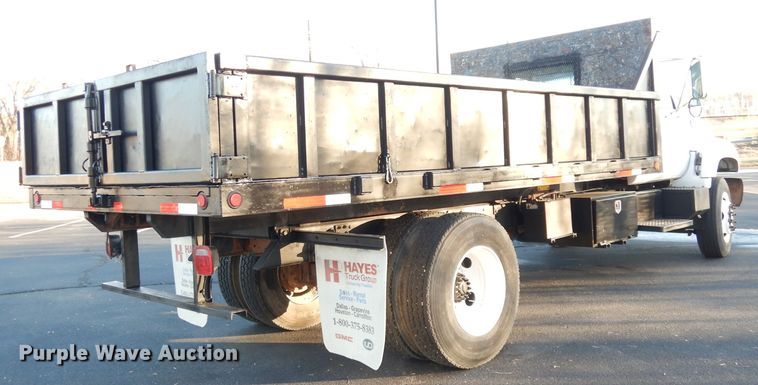 image for item DH8814 2002 GMC C6500  dump truck