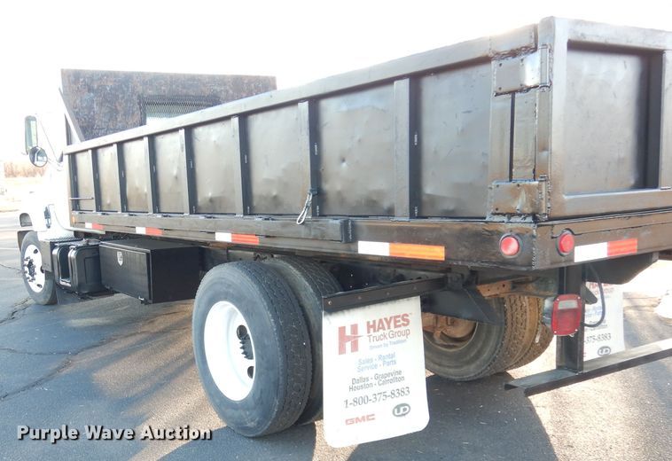 image for item DH8814 2002 GMC C6500  dump truck
