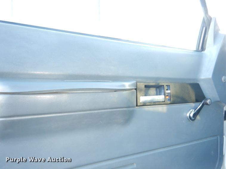 image for item DH8814 2002 GMC C6500  dump truck