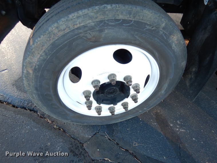 image for item DH8814 2002 GMC C6500  dump truck