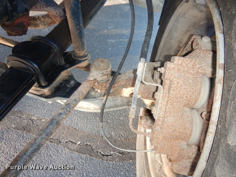 image for item DH8814 2002 GMC C6500  dump truck