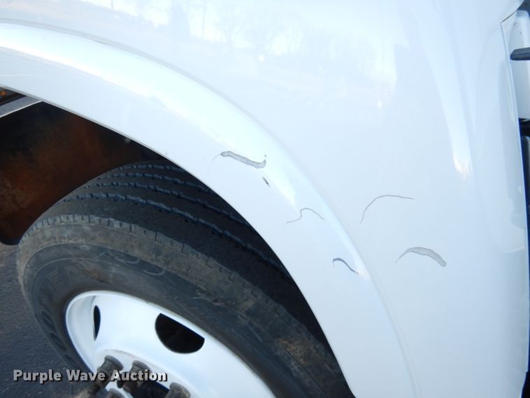 image for item DH8814 2002 GMC C6500  dump truck