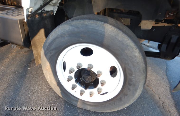 image for item DH8814 2002 GMC C6500  dump truck