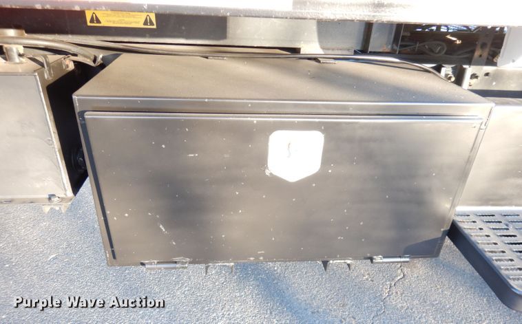 image for item DH8814 2002 GMC C6500  dump truck