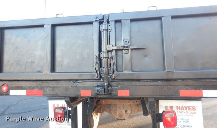 image for item DH8814 2002 GMC C6500  dump truck