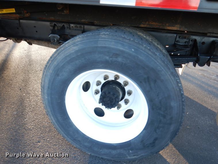 image for item DH8814 2002 GMC C6500  dump truck